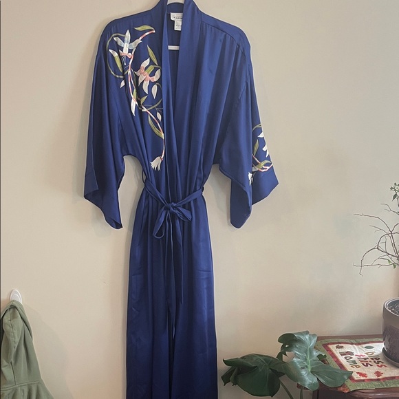 Natori Other - Vintage Natori Embroidered Satin Bathrobe Dressing Gown Blue Floral Blue